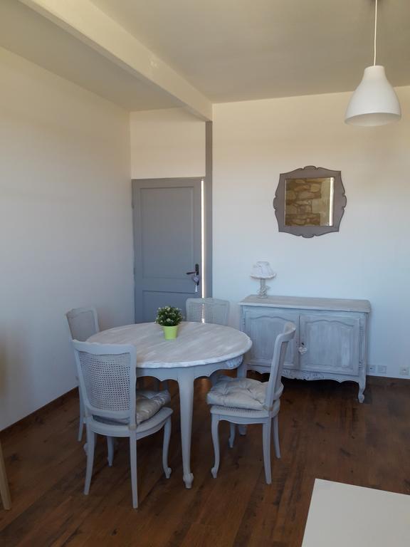 Entre Estuaire Et Citadelle Apartment Blaye Exterior foto